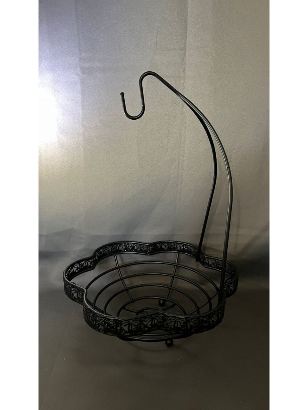 Black Metal Banana Hanger Basket Fruit Stand Organizer Elegant
